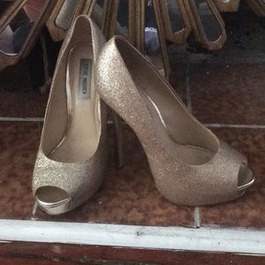 Gold Glitter High Heels